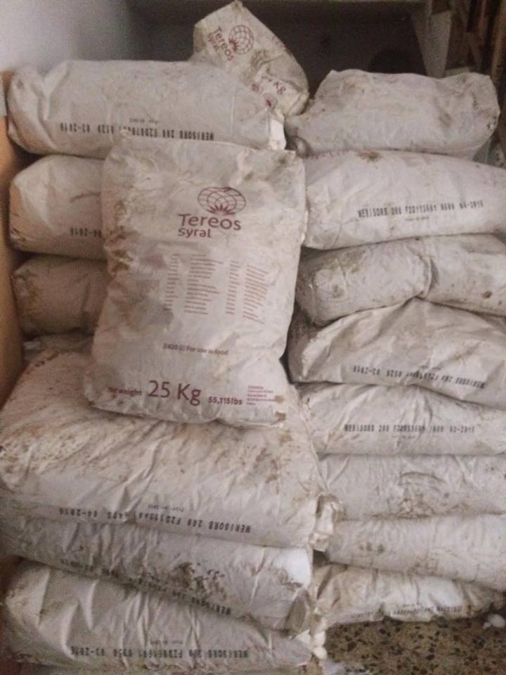 به‌ وێنه‌.. له‌ كارگه‌يه‌كى درووستكردنى چه‌كى داعشدا قوتوى بيره‌ و وێسكى دۆزرايه‌وه‌